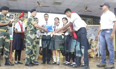 गुरु शिक्षा के माध्यम से एक साधारण छात्र को बनाता है सर्वोत्कृष्ट