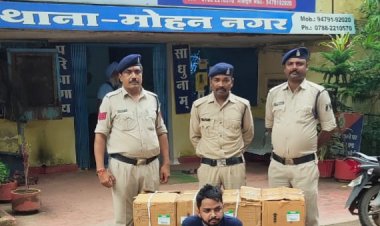 नशीली सीरप बिक्री करते आरोपी चढ़ा मोहन नगर पुलिस के हत्थे