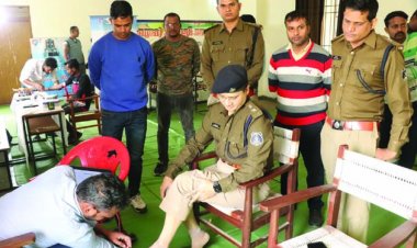 दुर्ग एसपी सहित पुलिस अधिकारी व कर्मचारियों की हुई स्वास्थ्य जांच