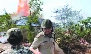 बड़ी खबर:बिरनपुर में घर को फूंकने वाले 5 गिरफ्तार