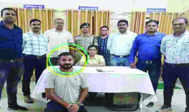 रेलवे टिकट का अवैध कारोबार करने वाले आरोपी को आरपीएफ ने पकड़ा