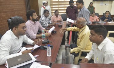 ग्राम देवादा निवासियों ने देवादा रोड में गति अवरोधक बनवाने जनदर्शन में लगाई गुहार