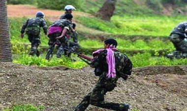 सुरक्षाबलों के साथ मुठभेड़ में 10 नक्सली ढेर, अत्याधुनिक हथियारों का जखरीरा बरामद