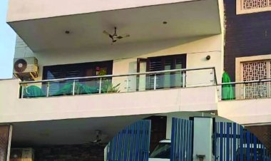 रिश्वत खोर PWD इंजीनियर के घर ACB का छापा, अब तक 5 करोड़ से ज़्यादा की संपत्ति का खुलासा, 50 लाख कैश बरामद