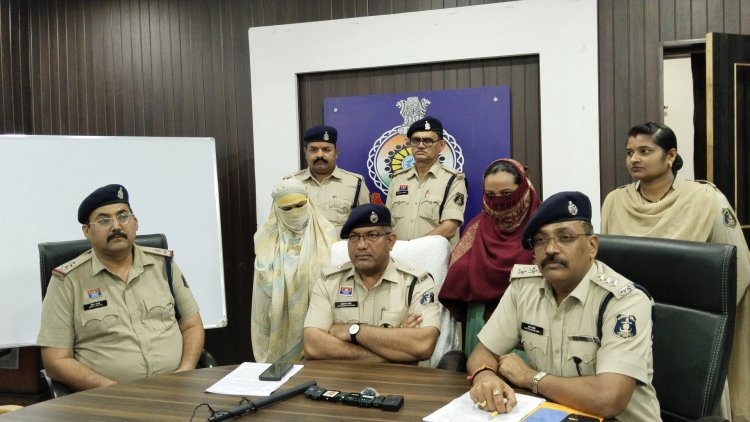 दुर्ग जिले में फिर पकड़ाया बांग्लादेशी नागरिक, 8 साल से रह रही 2 महिलाएं गिरफ्तार