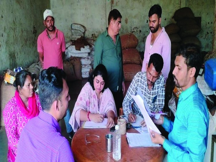दुर्ग जिले के इस अवैध गुटखा फैक्ट्री में छापा, करोड़ों का माल जब्त