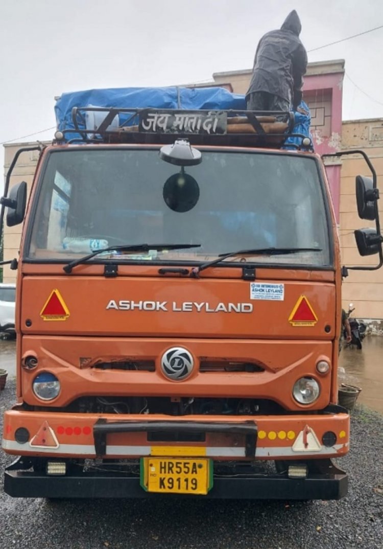 ट्रक सहित पकड़ा गया 1 करोड़ से अधिक का अवैध तंबाकू और पान मसाला
