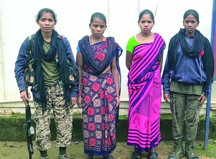 कुतुल एलओएस में सक्रिय दो महिला नक्सली पकड़ी गई