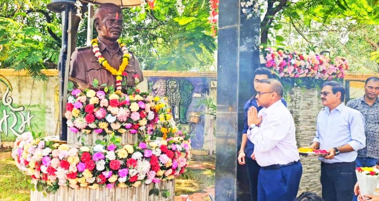 वीरता की अमर गाथा: मदनवाड़ा शहीदों को 16वीं पुण्यतिथि पर श्रद्धांजलि, शहीद SP विनोद चौबे समेत 29 जांबाज़ों को कोटिशः नमन
