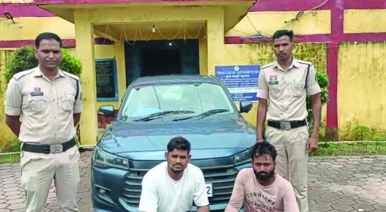छत्तीसगढ़ से युवक को अपहरण कर ले गए यूपी, मोबाइल टावर के पैनल रूम में कर रखा था कैद, दो किडनैपर्स गिरफ्तार