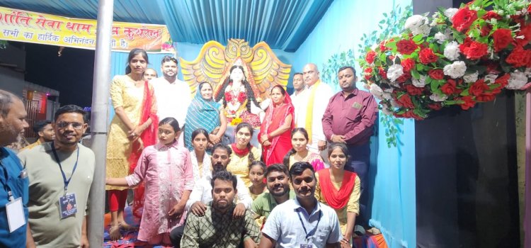 विधायक ललित चंद्राकर ने कुथरेल, निकुम और दुर्ग में मां लक्ष्मी व भगवान शिव-पार्वती की पूजा कर प्रदेशवासियों के सुख-समृद्धि की कामना की