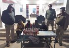 4 शराब कारोबारी गिरफ्तार, 89 पौवा और 11,250 नकद जब्त