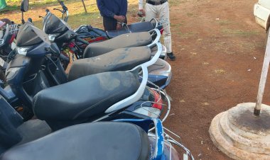 सशक्त एप की मदद से वाहन चोर गिरफ्त में, 4 स्कूटी और 1 बाइक बरामद