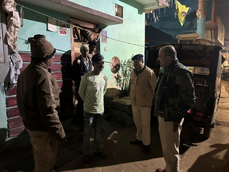 दुर्ग में रातभर काम्बिंग गश्त, 24 स्थायी और 40 फरार वारंटी गिरफ्तार
