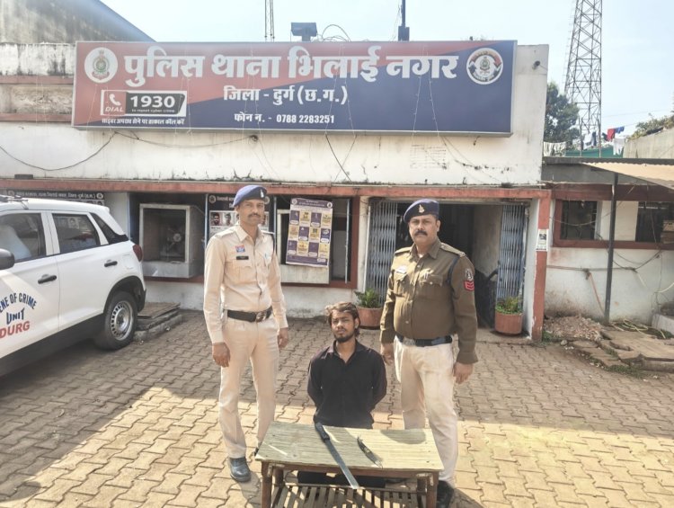 बीएसपी अस्पताल गेट के सामने तलवारबाजी कर रहा आरोपी धराया, न्यायिक रिमांड पर भेजा