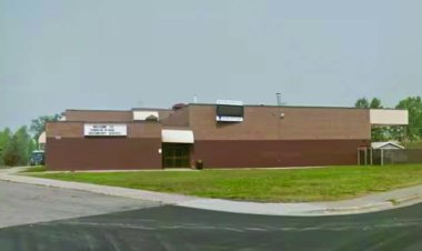 स्कूल में गोलीबारी, हमलावर समेत 10 की मौत