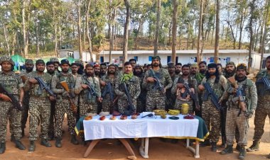 नक्सलियों की साजिश नाकाम,  बड़ी मात्रा में विस्फोटक और हथियार बरामद