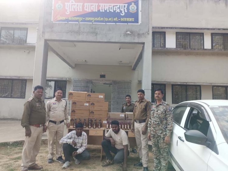 झारखंड से शराब तस्करी का खुलासा, 104 लीटर अंग्रेजी शराब जब्त, टाटा टैगोर कार से 12 पेटी शराब बरामद, दो गिरफ्तार
