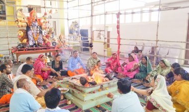 दुर्गा महायज्ञ का छठवां दिन: संत श्री माता जी ने बताया आरती का महत्व