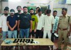 जुए के फड़ पर पुलिस का छापा, 15 आरोपी गिरफ्तार