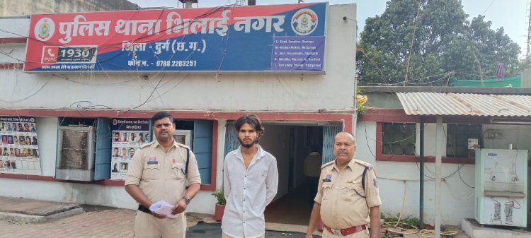 केयर टेकर ने मालिक के मोबाइल से उड़ाए 1.67 लाख, यूपीआई ट्रांजेक्शन कर खाते में डाली रकम