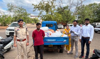 बिना दस्तावेज पीडीएस चावल ले जाते पकड़ा गया सन्नी साव, 14 कट्टा चावल और मालवाहक वाहन जब्त