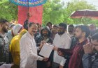 स्वास्थ्य कर्मचारियों ने खोला मोर्चा, मांगों को लेकर मुख्यमंत्री और स्वास्थ्य मंत्री के नाम सौंपा ज्ञापन