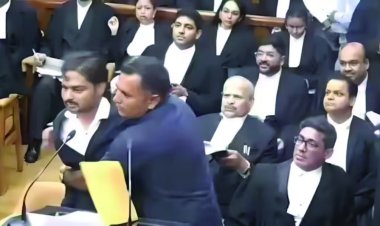 सुप्रीम कोर्ट में हंगामा करने वाले दो कानून के छात्र गिरफ्तार, सीजेआई पर अभद्र टिप्पणी और सुरक्षा कर्मियों से धक्का-मुक्की का आरोप