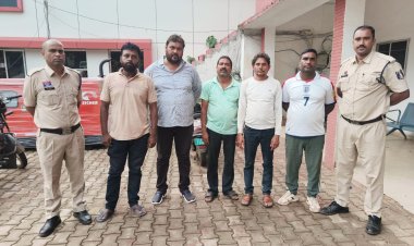 देवभूमि लेआउट कार्यालय में हिसाब-किताब को लेकर युवक पर चाकू से जानलेवा हमला, संचालक सहित 5 गिरफ्तार, दो फरार