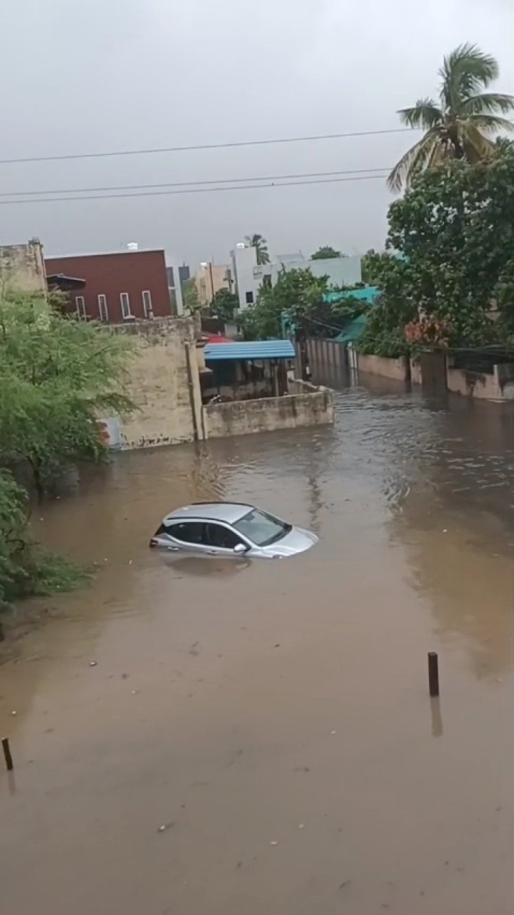 पहली बारिश में डूबा भिलाई, निगम के दावों पर फिर उठे सवाल