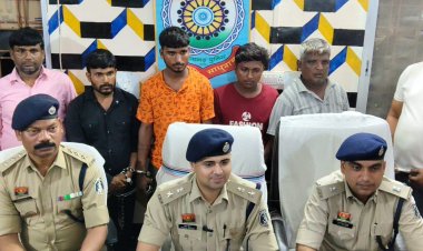 ज्वेलरी दुकान में बड़ी चोरी का खुलासा, अंतरराज्यीय गिरोह के 7 आरोपी गिरफ्तार, नागरिकों ने पुलिस अधिकारियों का किया सम्मान