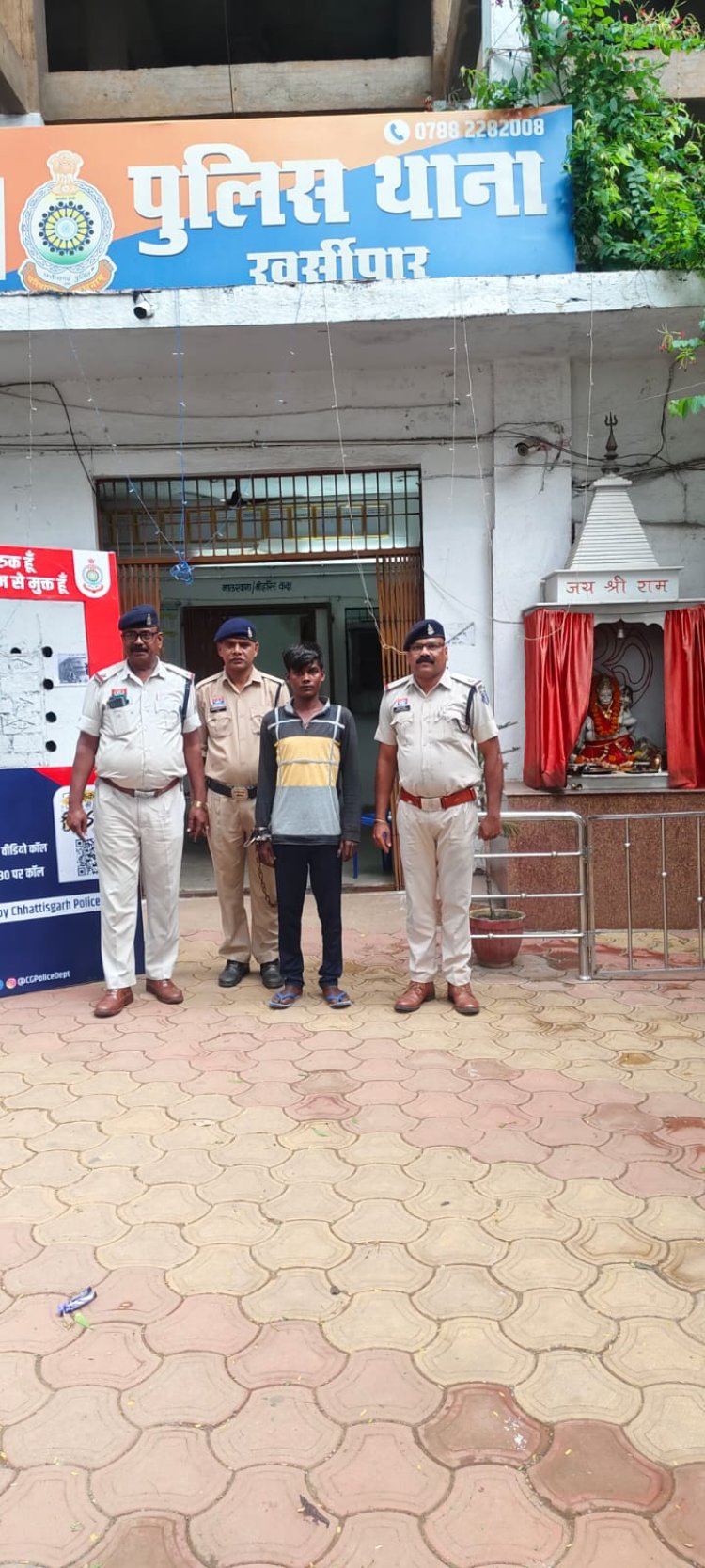 शराब के लिए पैसे मांगे, फिर दी जान से मारने की धमकी और लूट लिया मोबाइल-नकदी
