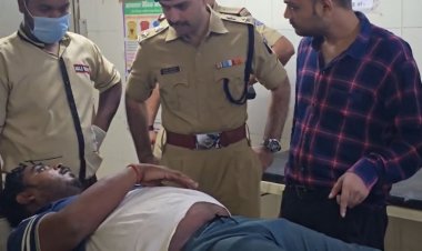 जहरीली शराब कांड के 30 हजार के इनामी बदमाश से पुलिस की मुठभेड़, पैर में लगी गोली