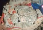 प्रयागराज में जमीन के नीचे दबे नीले ड्रमों से निकली करोड़ों की नकदी, 60 करोड़ रुपये होने की चर्चा