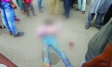 भिलाई में फ्लाईओवर से नीचे गिरकर युवती की मौत, दुर्ग-धमधा ओवरब्रिज पर बस और ई-रिक्शा की आमने-सामने भिड़ंत, चालक की गई जान