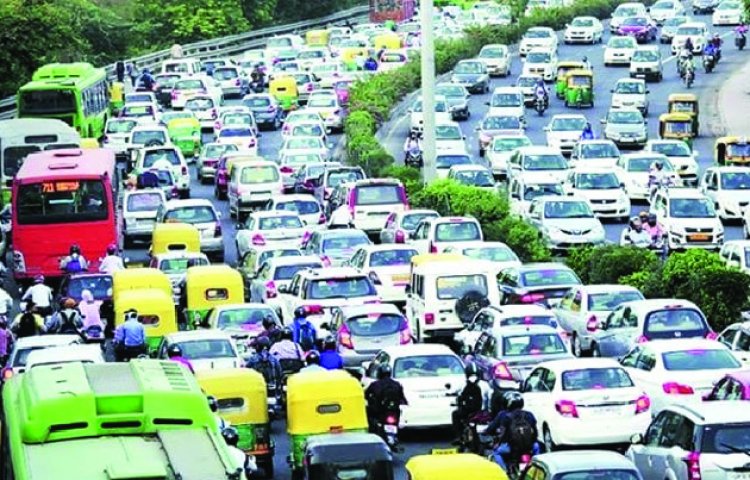 केन्द्र सरकार का बड़ा ऐलान, सड़क दुर्घटना में मौत होने पर अब मिलेगा 2 लाख रुपए