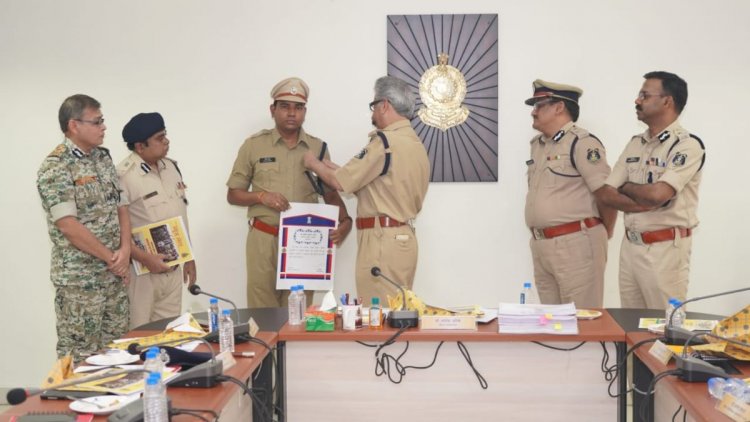 छत्तीसगढ़ के पुलिस अधिकारियों को केंद्रीय गृहमंत्री पदक सम्मान