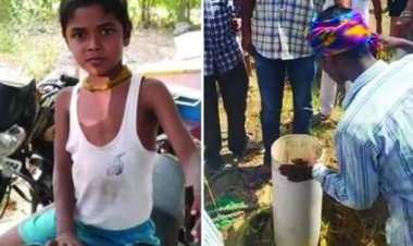 300 फीट गहरे बोरवेल में गिरा मासूम