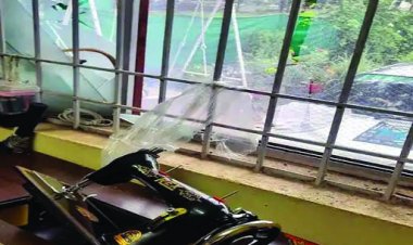   असिस्टेंट जेलर दुर्ग के घर बदमाशों ने ने किया हमला