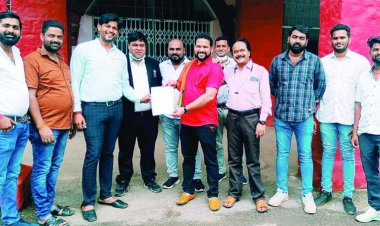 शिवसेना के बाद करणी सेना,भगवा सेना, श्री राम सेना ने की FIR की मांग