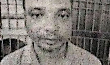 स्कूल के सामने शराब बेचते एक आरोपी गिरफ्तार