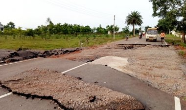 बारिश ने खोली सड़क निर्माण में भ्रष्टाचार की पोल