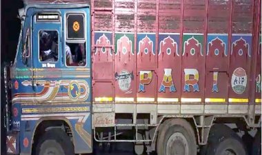 प्लाट में चल रहा था कोल डिपो, 200 टन कोयला जब्त