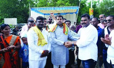 नुआखाई पर्व से पहले ओड़िया समाज ने निकाली शोभायात्रा