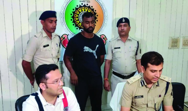 सोशल मीडिया में कट्टा दिखाकर लोगों को आतंकित करने वाला युवक पुलिस गिरफ्त में