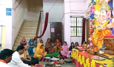 हवन, पूजन एवं भोग प्रसाद वितरण के साथ भिलाई-चरौदा निगम कार्यालय गणेश उत्सव कार्यक्रम का समापन