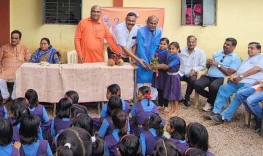 पौधरोपण कर सफाई कर्मियों का किया सम्मान