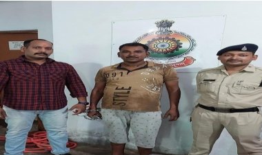 सार्वजनिक जगह पर चाकू लहराते आरोपी को वैशाली नगर पुलिस ने किया गिरफ्तार