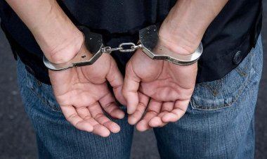 नक्सलियों के मददगार विस्फोटक सामग्री के साथ गिरफ्तार
