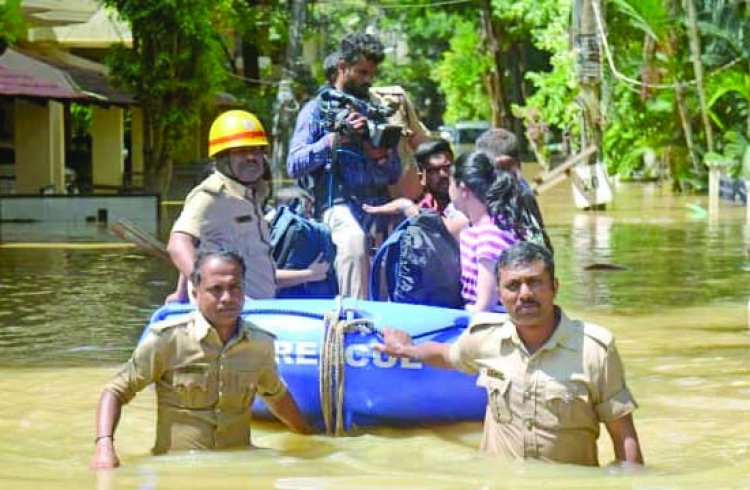 बेंगलुरु में भारी बारिश ने तोड़ा 32 साल का रिकार्ड